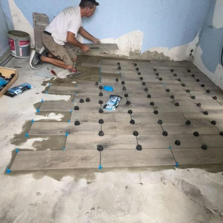 Rénovation de carrelage intérieur à Gémozac